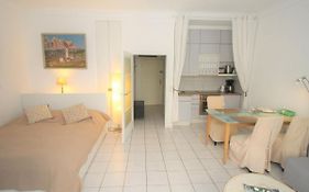 Apartment Inner City